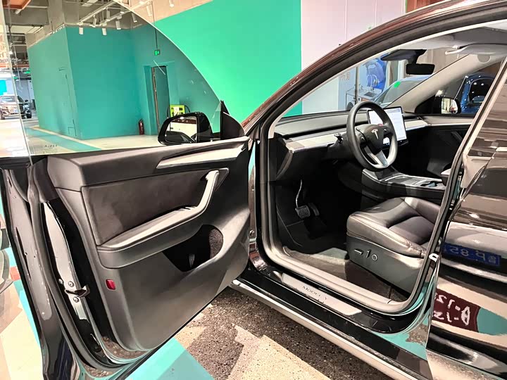 Фото 7 - Tesla Model Y