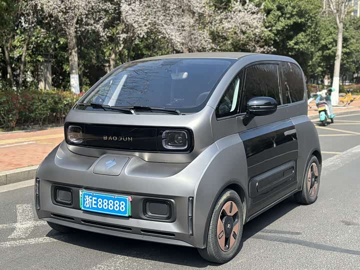 Photo 1 - Baojun KiWi EV