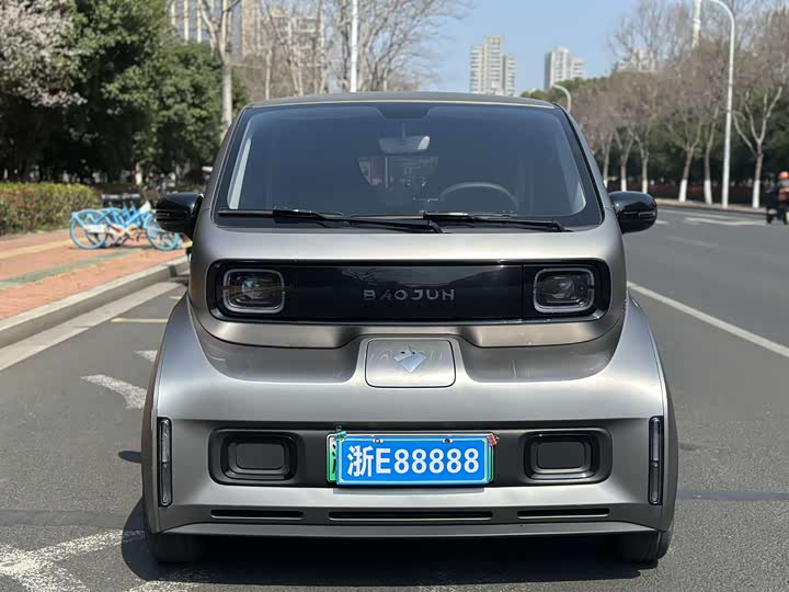 Photo 2 - Baojun KiWi EV