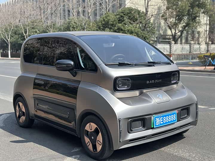 Photo 3 - Baojun KiWi EV