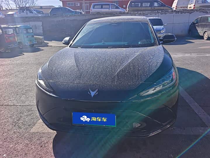 Photo 2 - BAIC Arcfox Alpha S