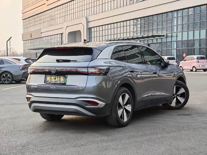 Photo 4 - Volkswagen ID.4 X