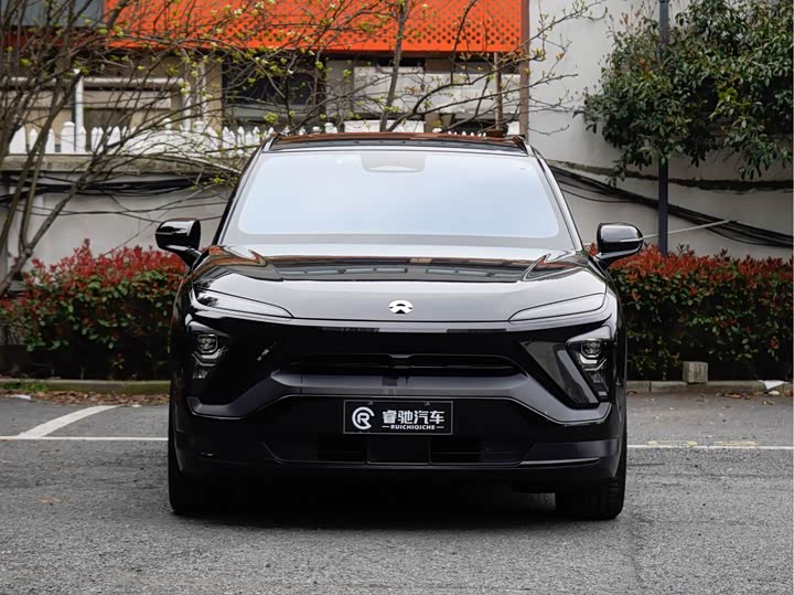 Фото 2 - Nio ES6