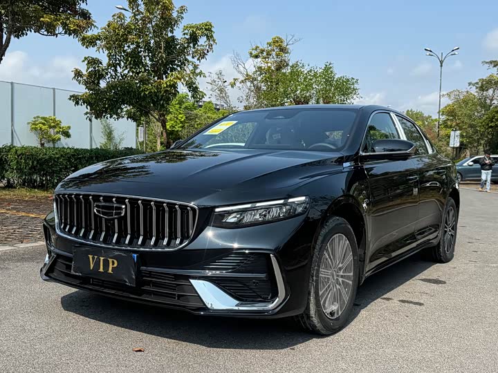 Фото 3 - Geely Preface