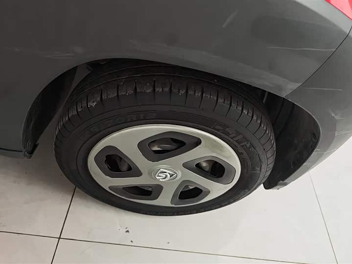 Фото 6 - Baojun E100