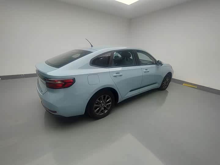 Фото 8 - Baojun RC-5