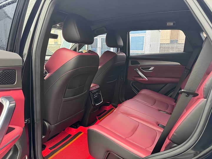 Photo 8 - Jetour X70 Plus