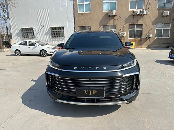 Фото 2 - Exeed TXL