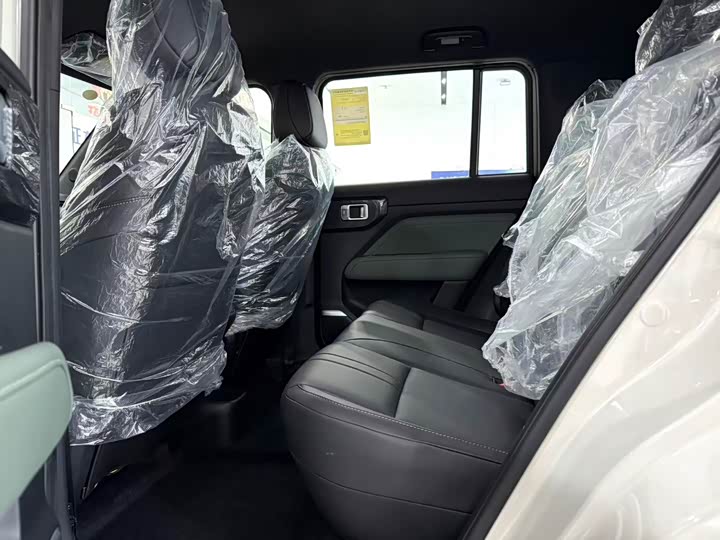 Фото 6 - Baojun Yep Plus