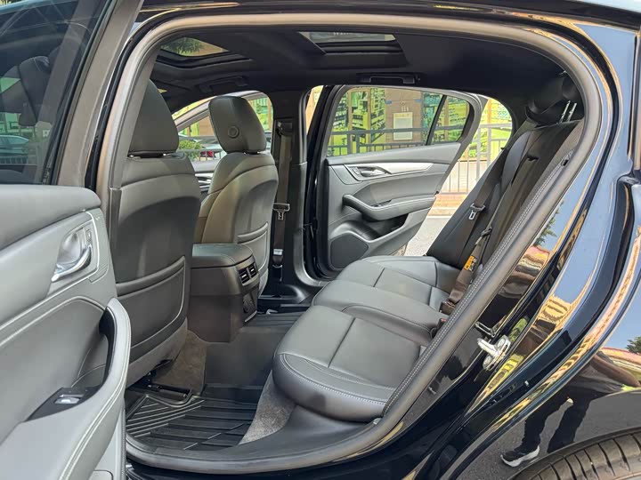 Photo 9 - Cadillac CT5