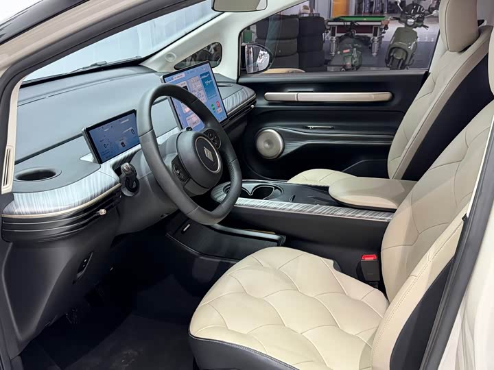 Фото 7 - Baojun Yunduo