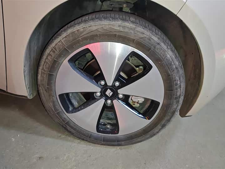 Фото 6 - Baojun Yunduo