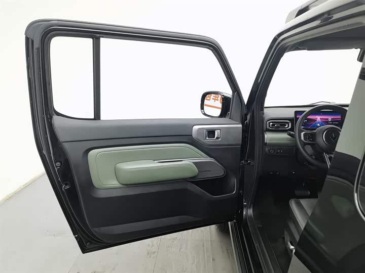 Фото 8 - Baojun Yep