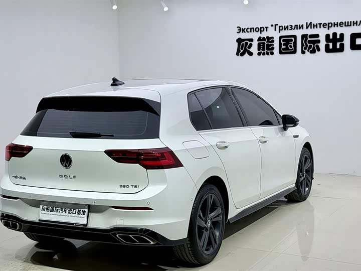 Фото 4 - Volkswagen Golf