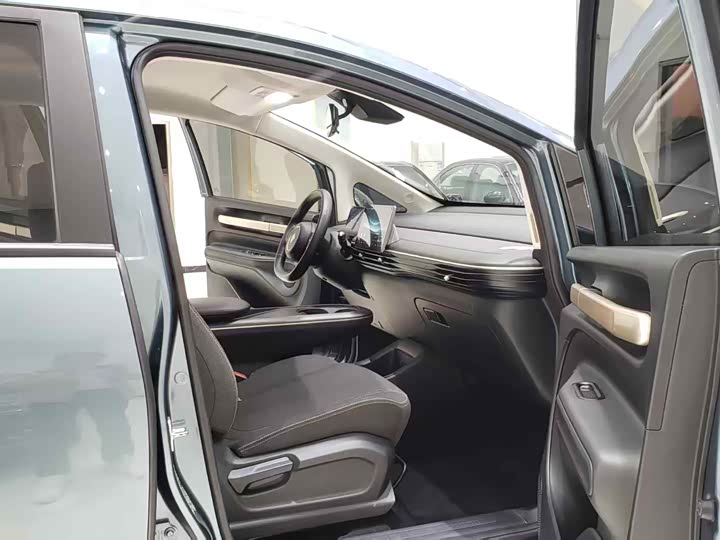 Фото 6 - Baojun Yunduo