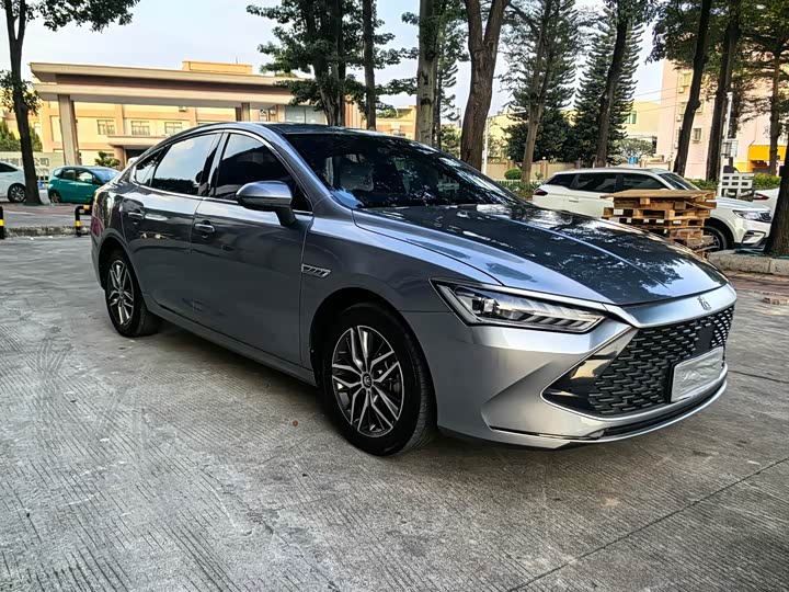 Фото 2 - BYD Qin Plus