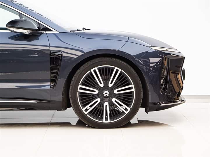 Фото 7 - Nio ET9