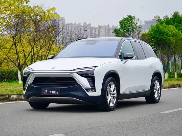 Фото 1 - Nio ES8