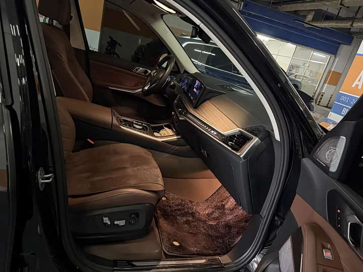BMW X7 2024 2024款 xDrive40i 领先型豪华套装