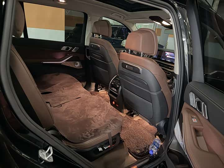 BMW X7 2024 2024款 xDrive40i 领先型豪华套装