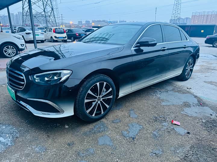 Фото 1 - Mercedes-Benz E-Class Hybrid