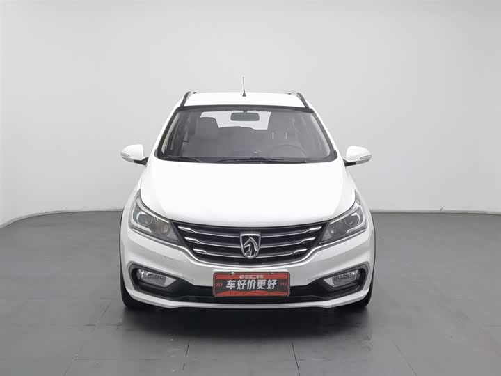 Photo 3 - Baojun 310W