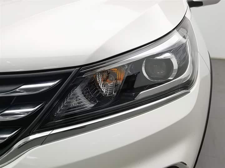 Photo 7 - Baojun 310W