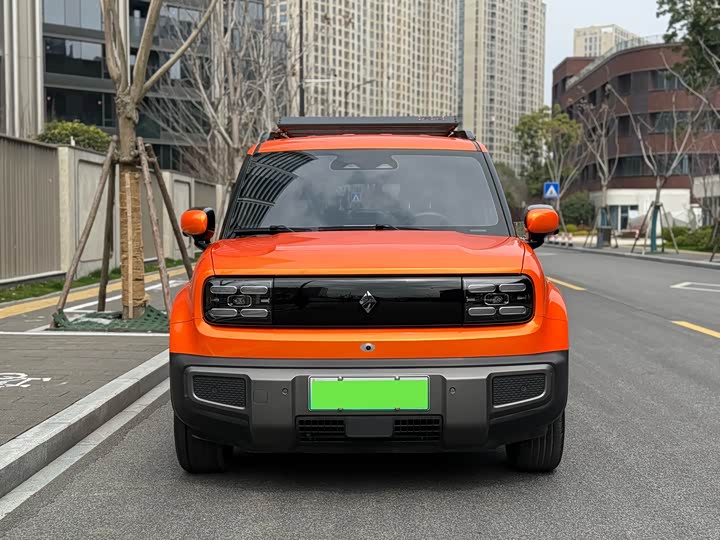 Фото 2 - Baojun Yep Plus