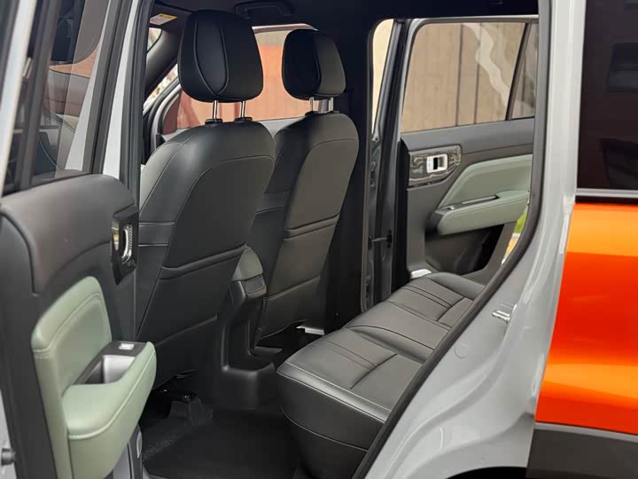 Фото 5 - Baojun Yep Plus