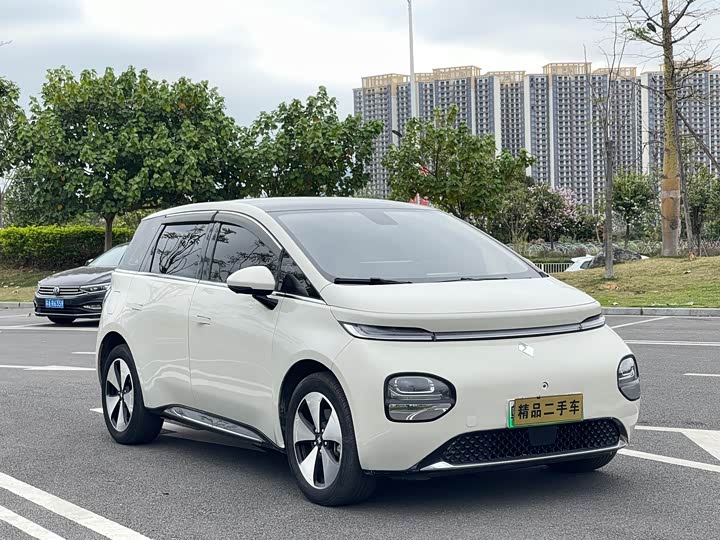 Фото 3 - Baojun Yunduo