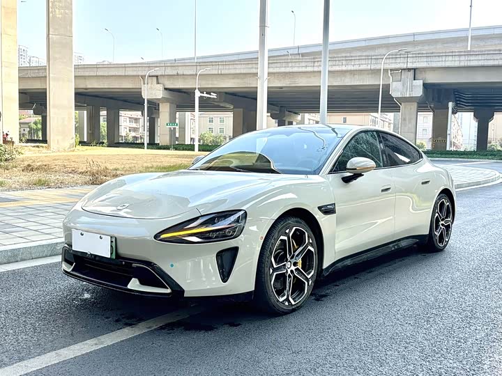 Фото 1 - Xiaomi SU7