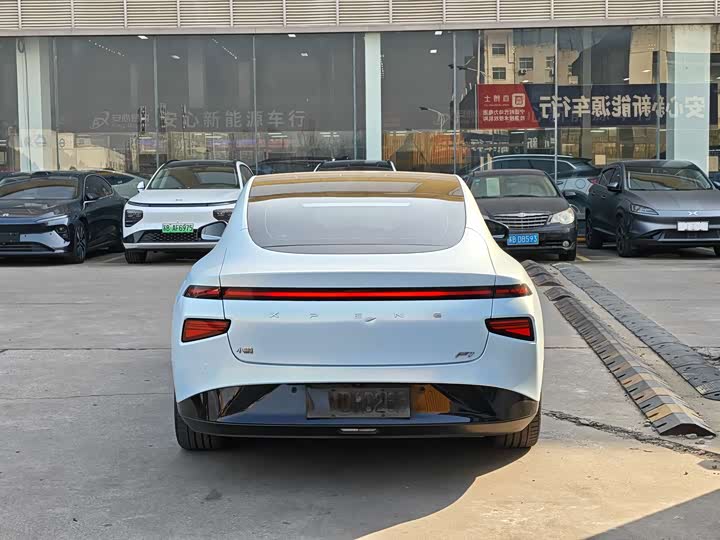 Фото 5 - XPeng P7