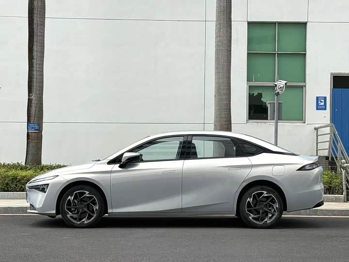 Фото 3 - GAC Aion S Max