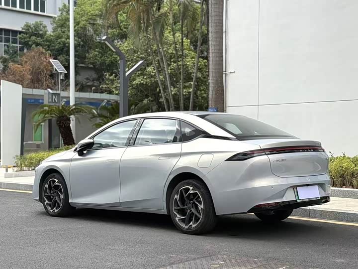 Фото 5 - GAC Aion S Max