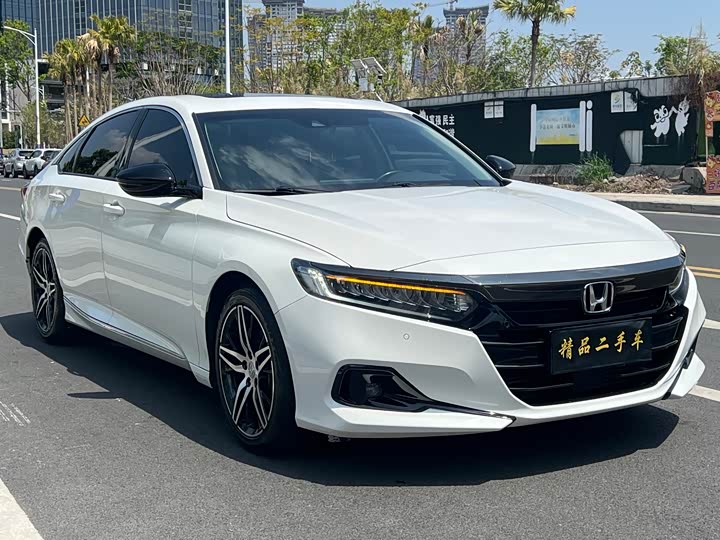 Photo 3 - Honda Accord