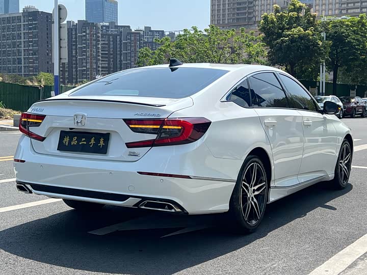Photo 4 - Honda Accord
