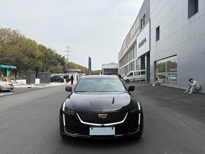 Фото 2 - Cadillac CT5