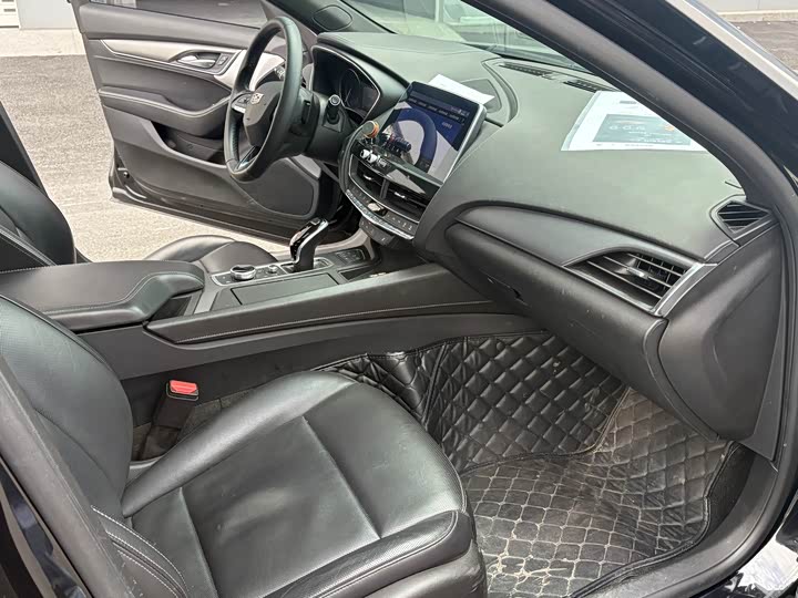 Фото 7 - Cadillac CT5