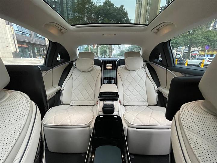 Фото 12 - Mercedes-Benz Maybach S-Class