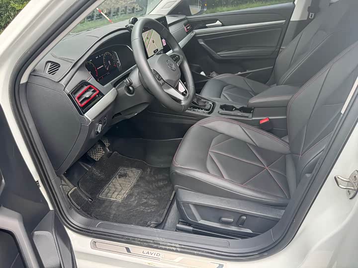 Фото 5 - Volkswagen Lavida