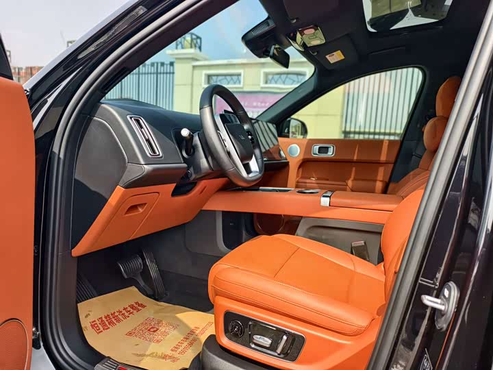 Фото 4 - LiXiang L8