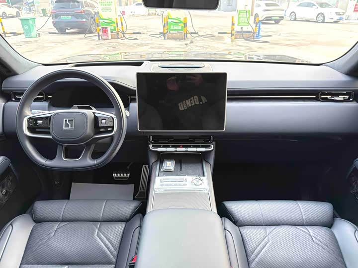 Фото 3 - Zeekr 9X