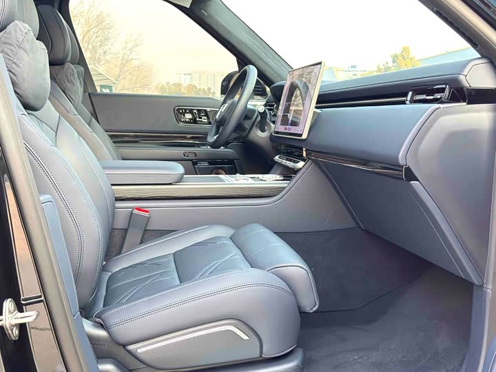 Фото 5 - Zeekr 9X