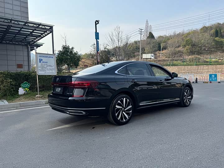 Фото 5 - Volkswagen Passat