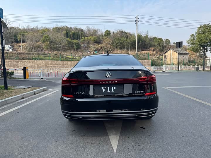 Фото 6 - Volkswagen Passat