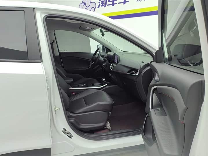 Фото 8 - Chevrolet Tracker