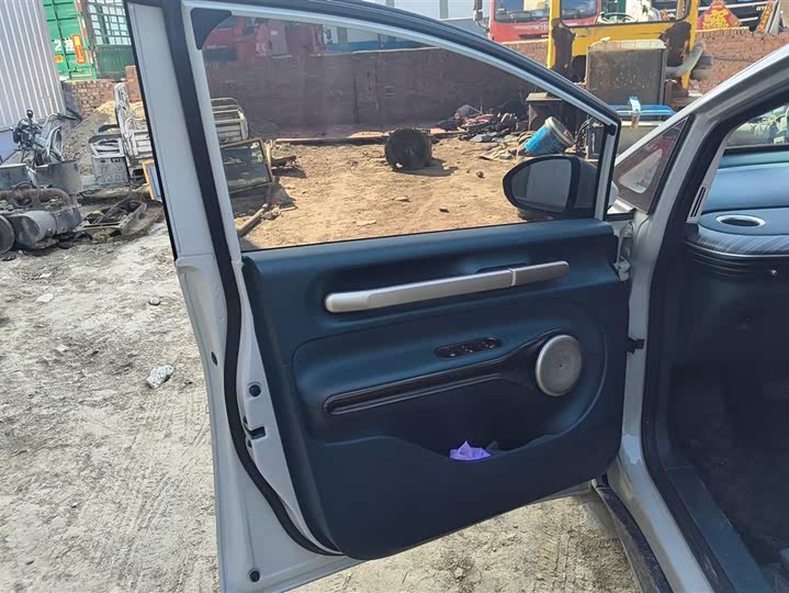 Фото 7 - Baojun Yunduo