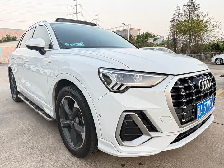 Фото 3 - Audi Q3