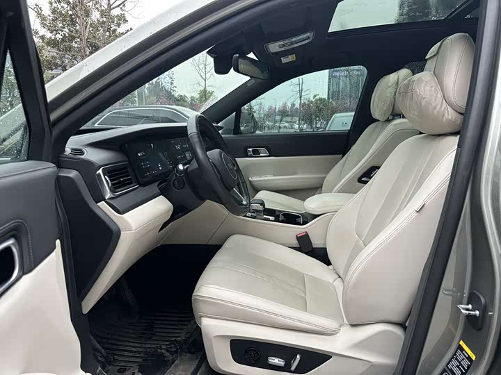 Фото 4 - LiXiang One