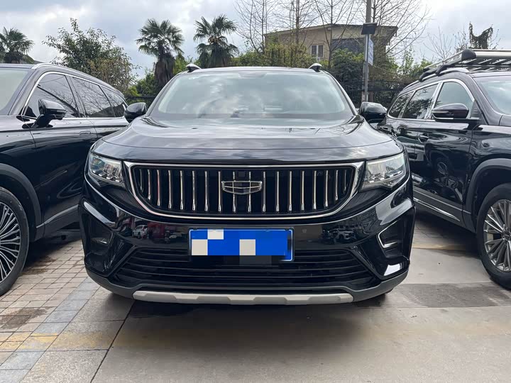 Фото 2 - Geely Okavango